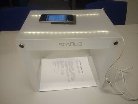 Zelfgemaakte scanhulp met LED
strips