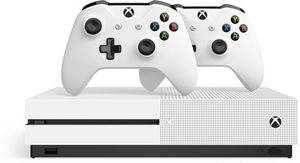 Xbox One met twee controllers