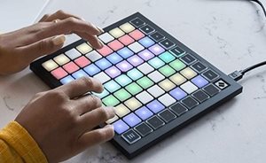 Launchpad mini MK3 controller