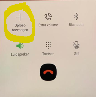 Android bel scherm met Oproep Toevegen
knop