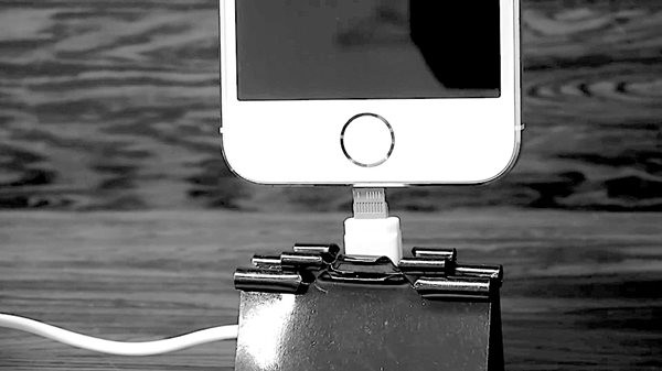 Foto iPhone-oplaaddock stap 4